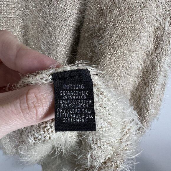 Anthropologie Akemi + Kin Lara Eyelash Golden Metallic Poncho NWT Luxury Sparkly - Picture 7 of 7